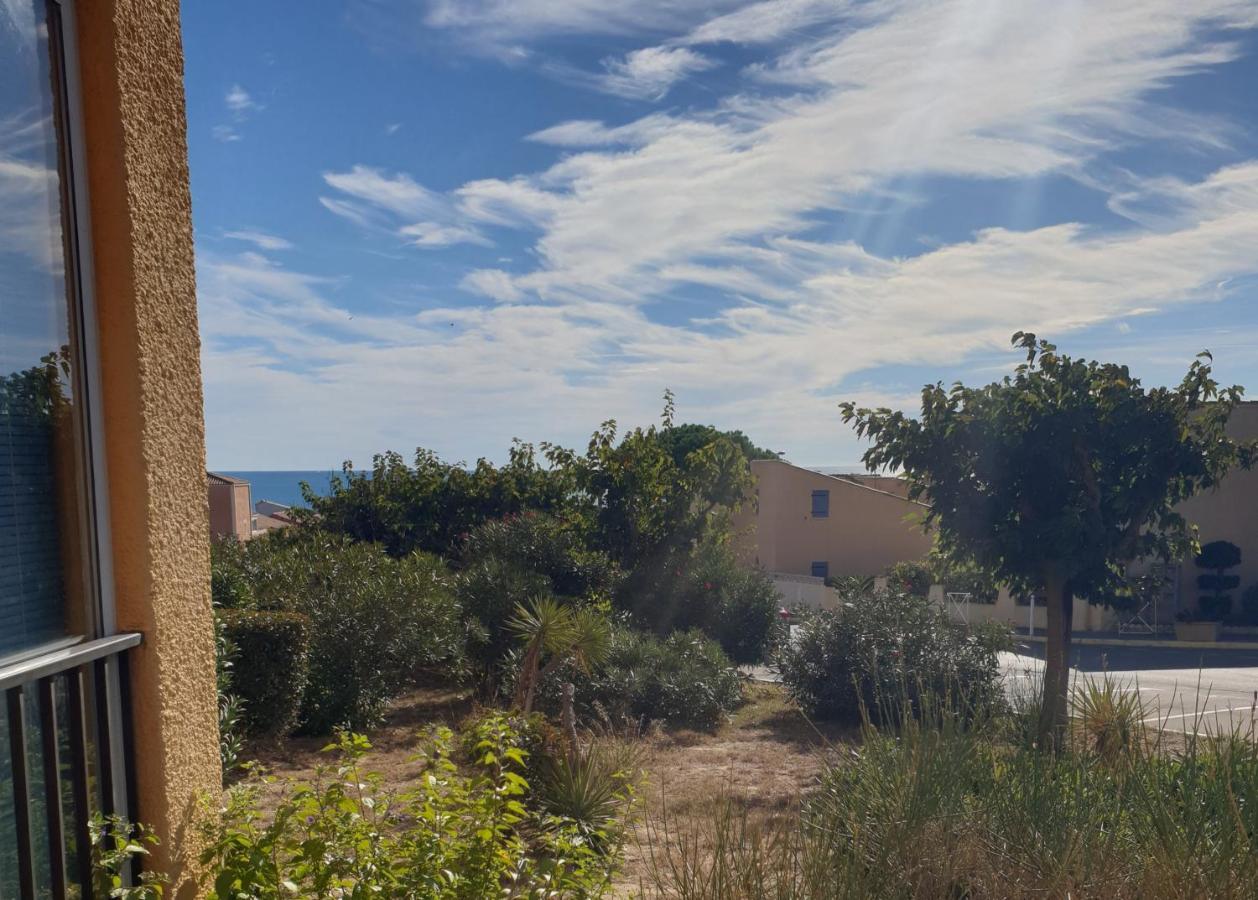 T2 Vue Mer Avec Parking Prive Saint-Pierre-la-Mer  Dış mekan fotoğraf